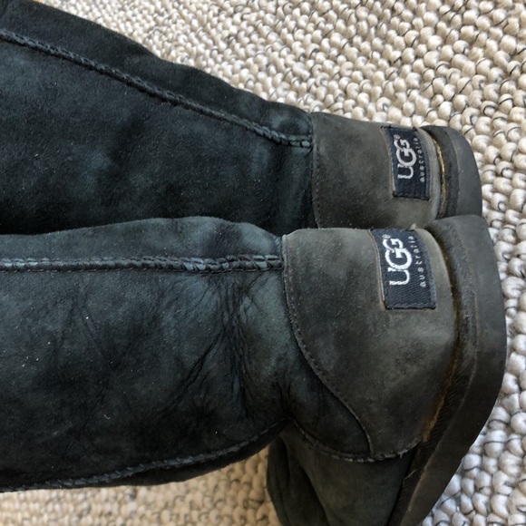 UGG - 5 - Tall Black Boots - Picture 8 of 9